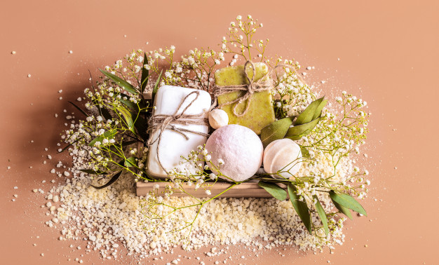 Finding the perfect Packaging Boxes for Bath Bombs - BoxesMe